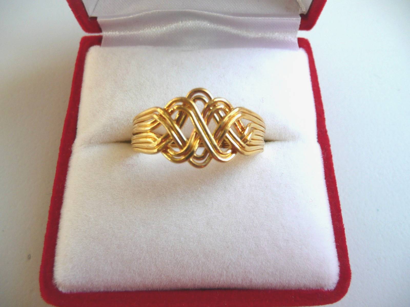 GOLD PLATED OVER SILVER 8 BAND PRINCESS UNIQUE PUZZLE RING 3 to 10