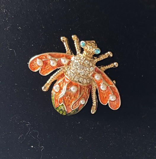 Vintage Bee Brooch Gold Tone Orange Enamel Faux Pearl Rhinestone Insect