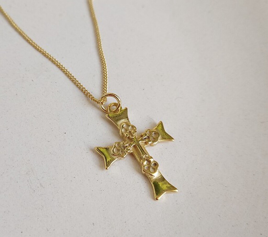 925 Sterling Silver Gold Engraved Cross Pendant Necklace For Women 15″ to 17″