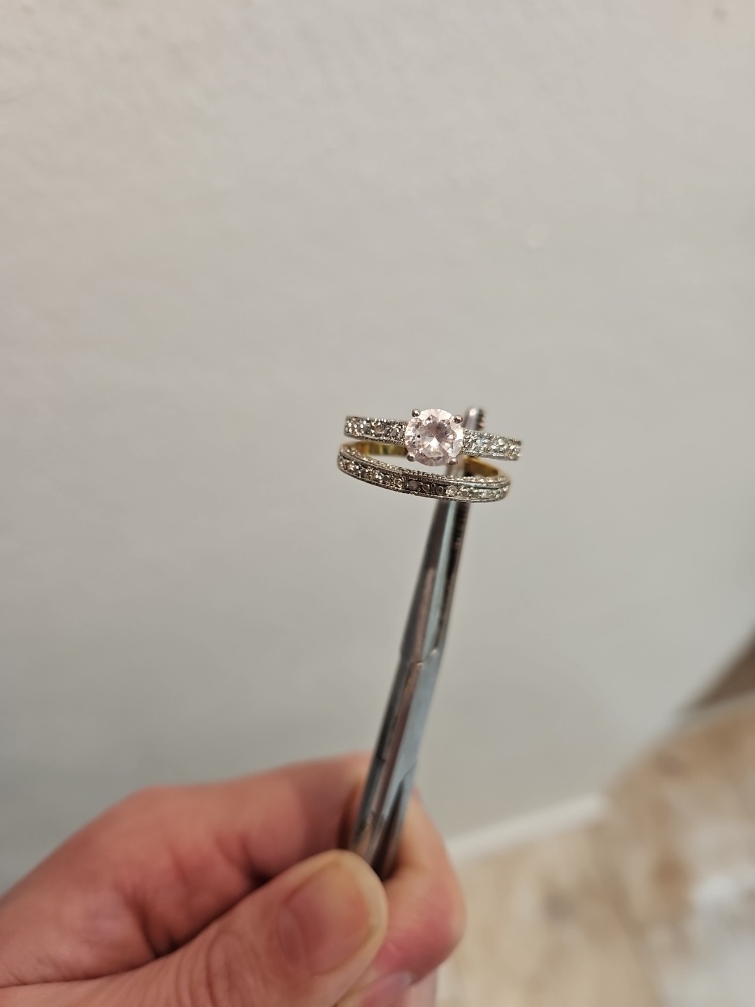 2pc Band & Solitaire Ring sz 8-8.25, No Hallmark gold tone CZ Crystal rhinestone