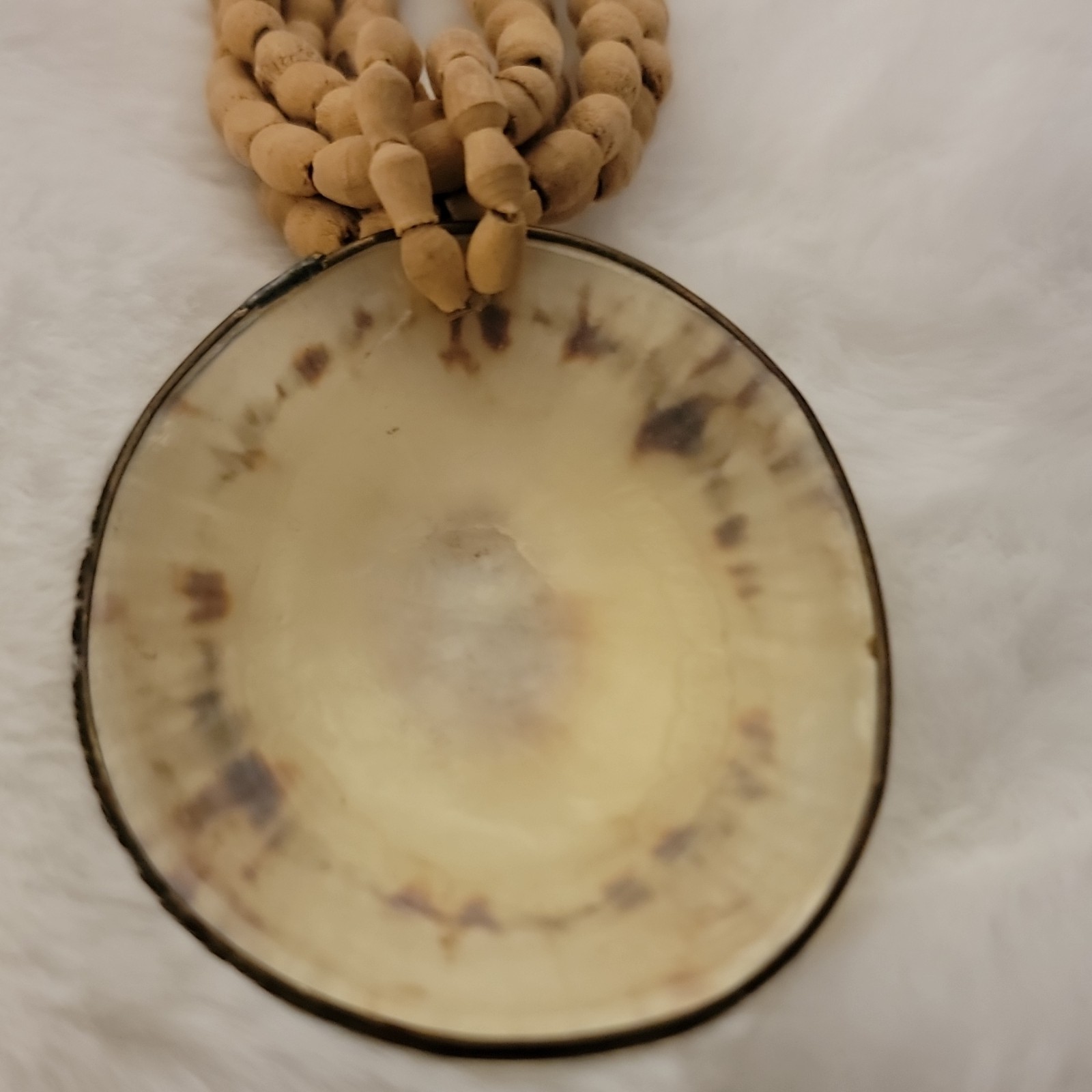 Multi-Strand Wood Bead Necklace Round Shell Charm Pendant Barrel 31-36in