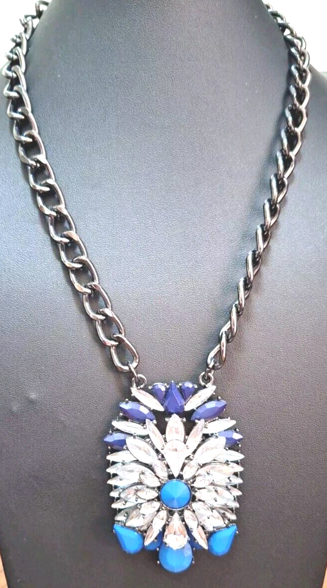 Heavy Large Blue and Crystal Fashion Statement Necklace Lobster Hook 18″-20″