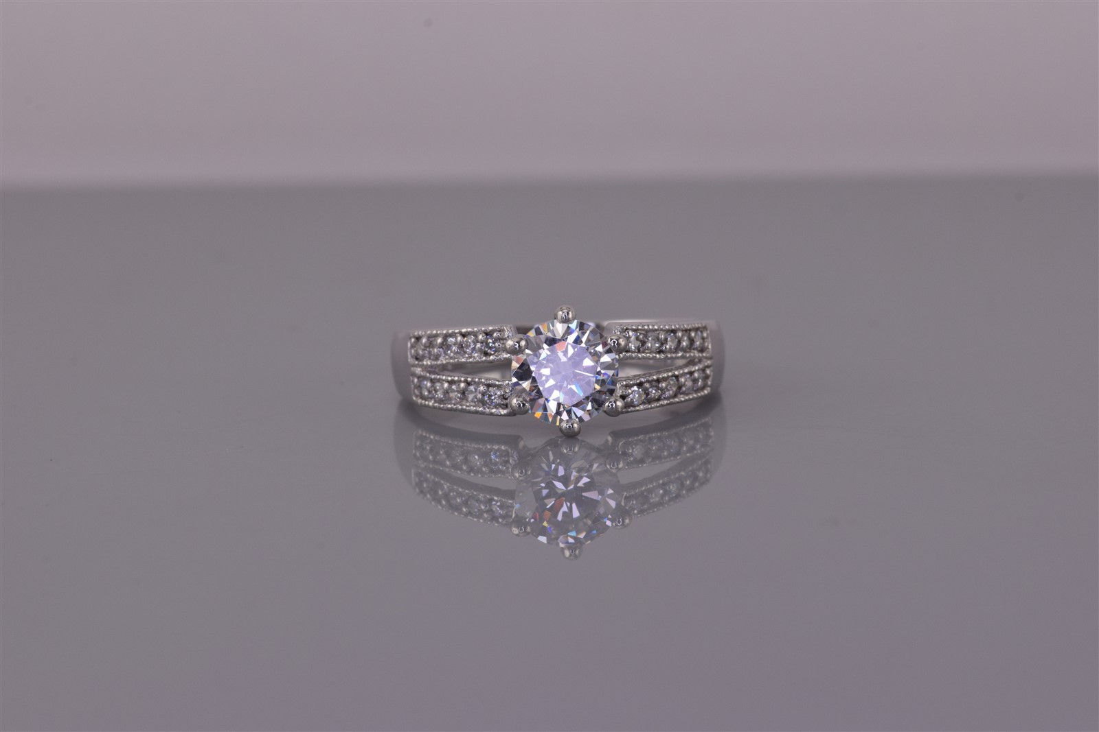 Sterling Silver 7mm Cubic Zirconia Solitaire Accented Split Band Ring 925 Sz: 9