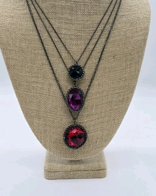 Red Pink Black Crystal Rhinestone Layered Necklace Gunmetal 19 in