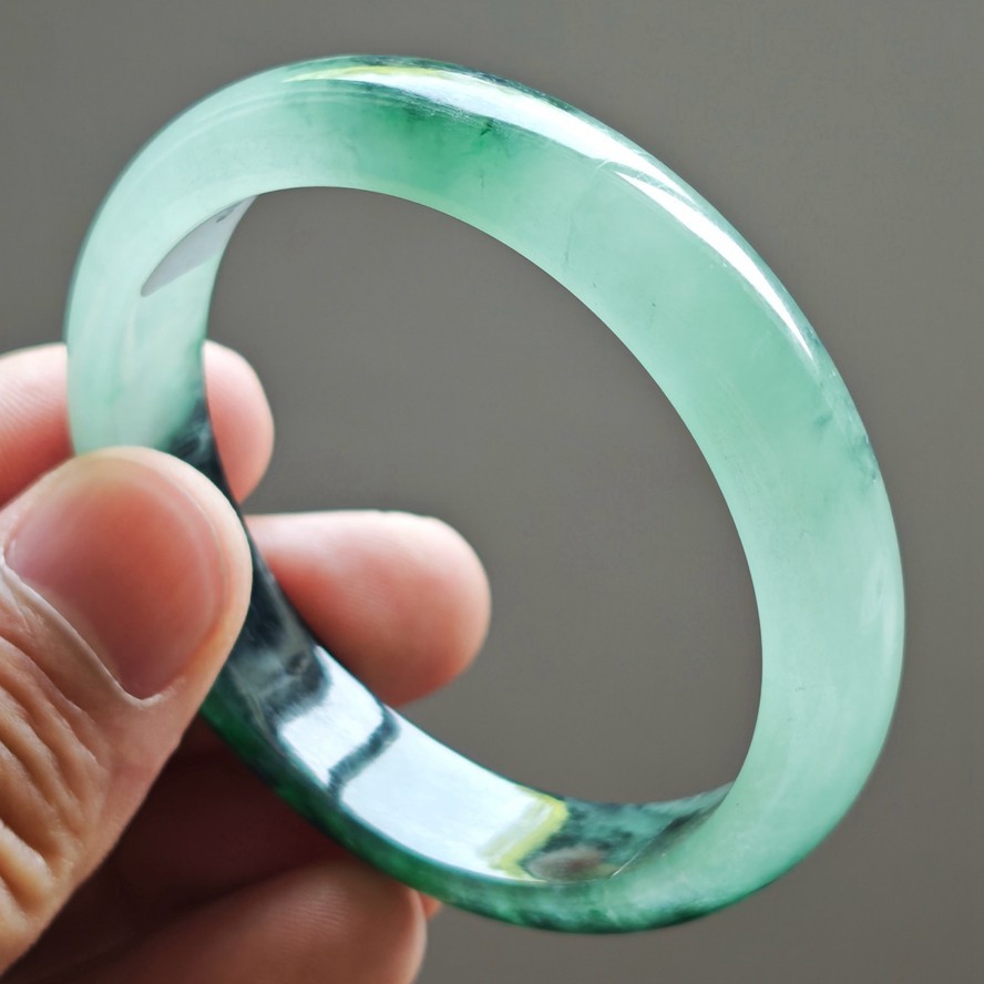 53mm Emerald Green Icy Jadeite Jade Bangle Bracelet Burma Jade Bangle 3826