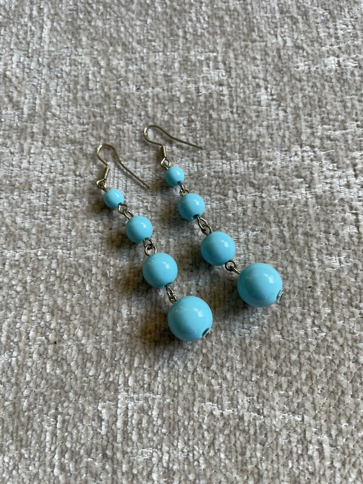 Sky Blue Graduated Bead Dangle Drop Earrings Silver Tone Mod Y2K Boho