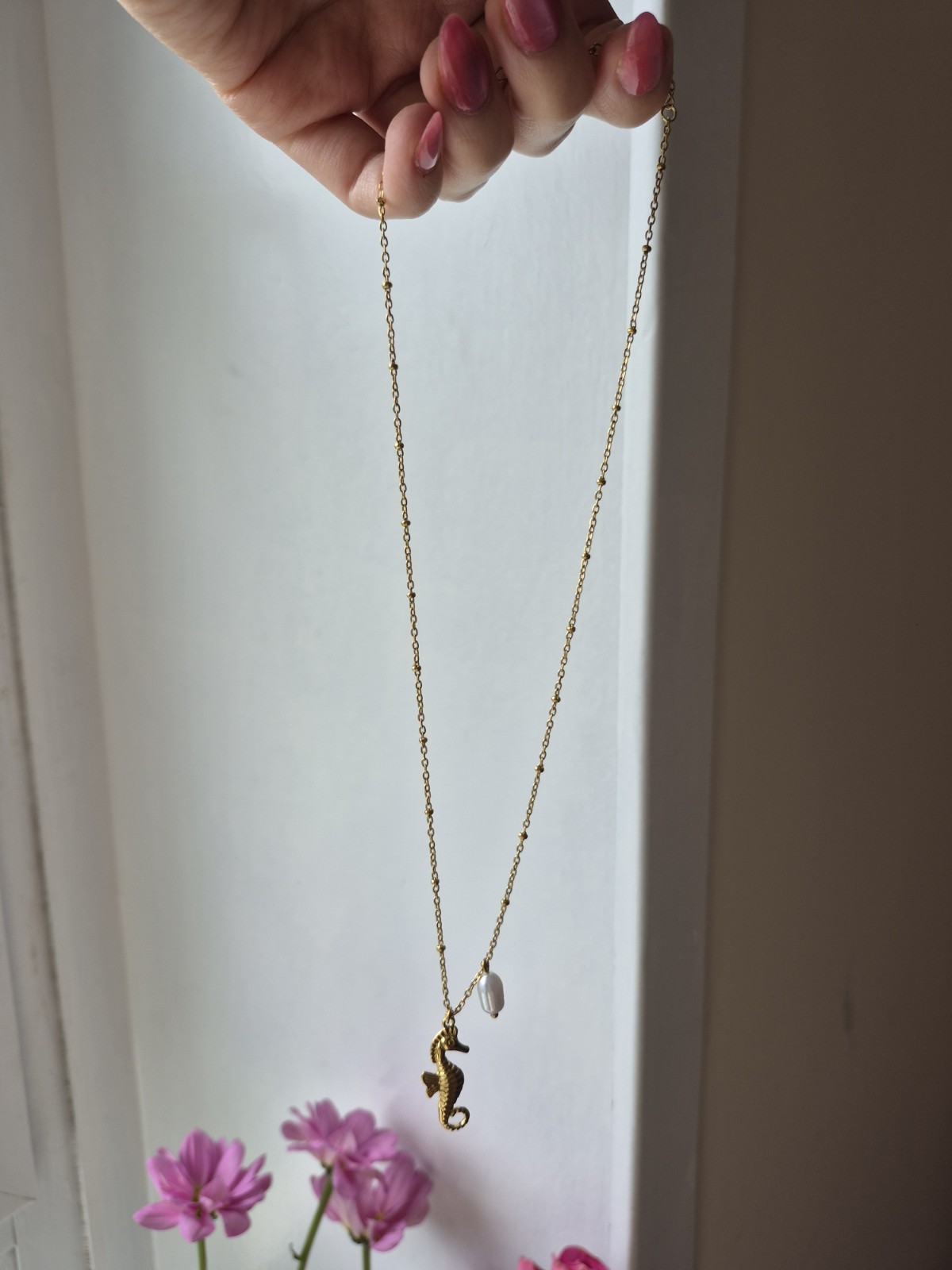Elegant Sea Horse Pearl Stainless Steel 18K Gold Plated Chain Necklace