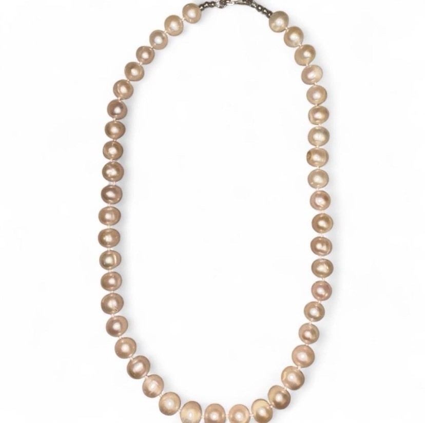 Vintage Freshwater Pearl Necklace Classic Single Strand Gold Tone Clasp Estate