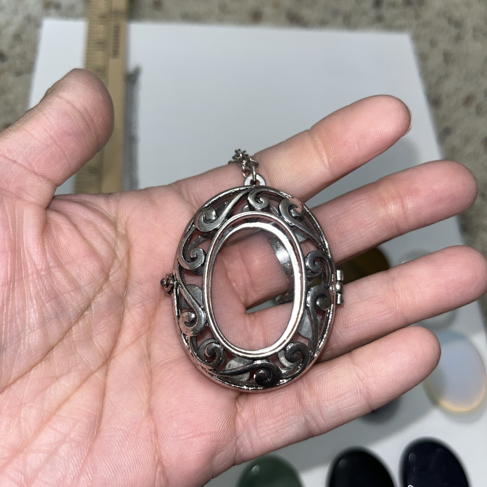 Spiritual Pendant Necklace With Changeable Jewelry Stones