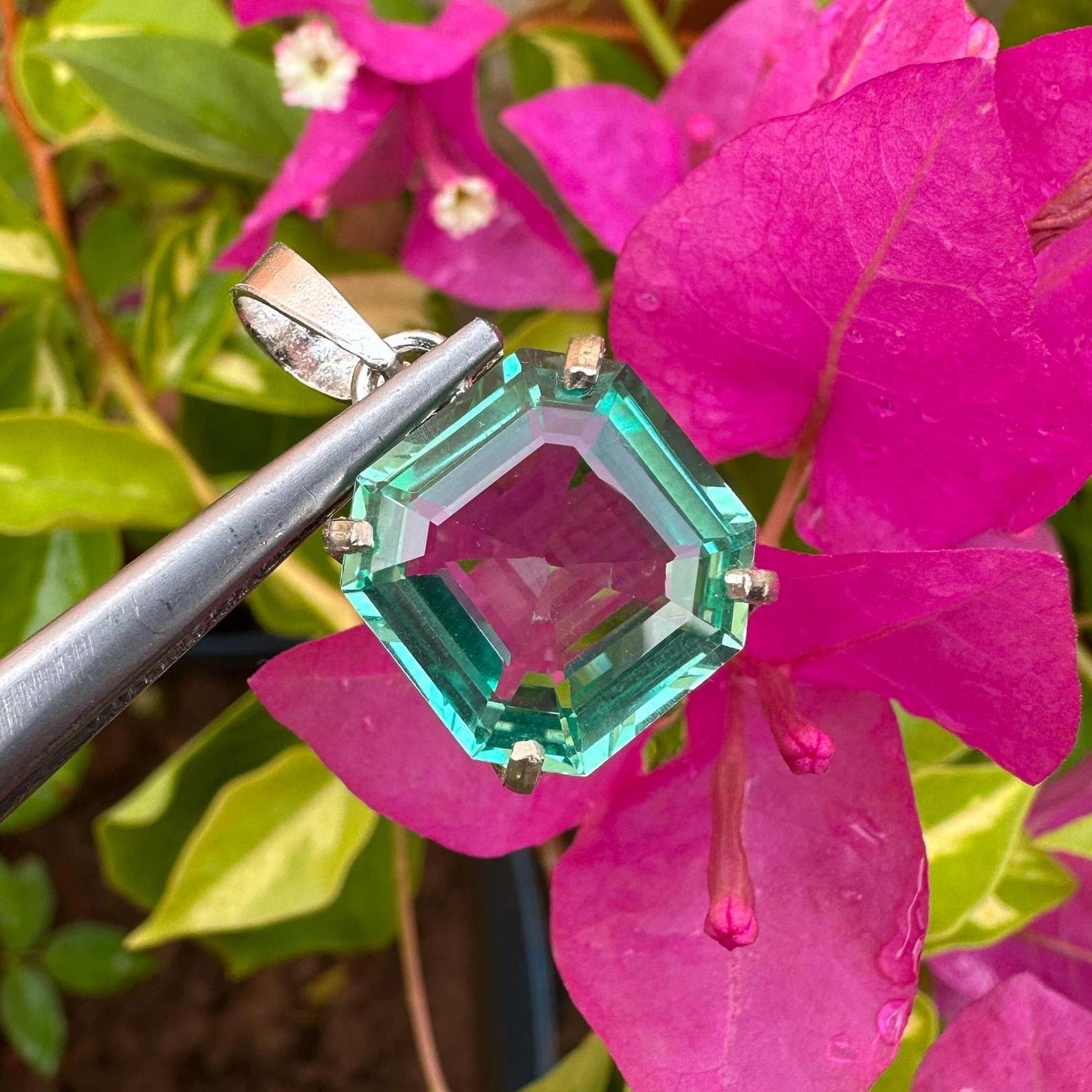 30 CT+ Natural Certified Green Sapphire Loose Gemstone 925 Solid Silver Pendant