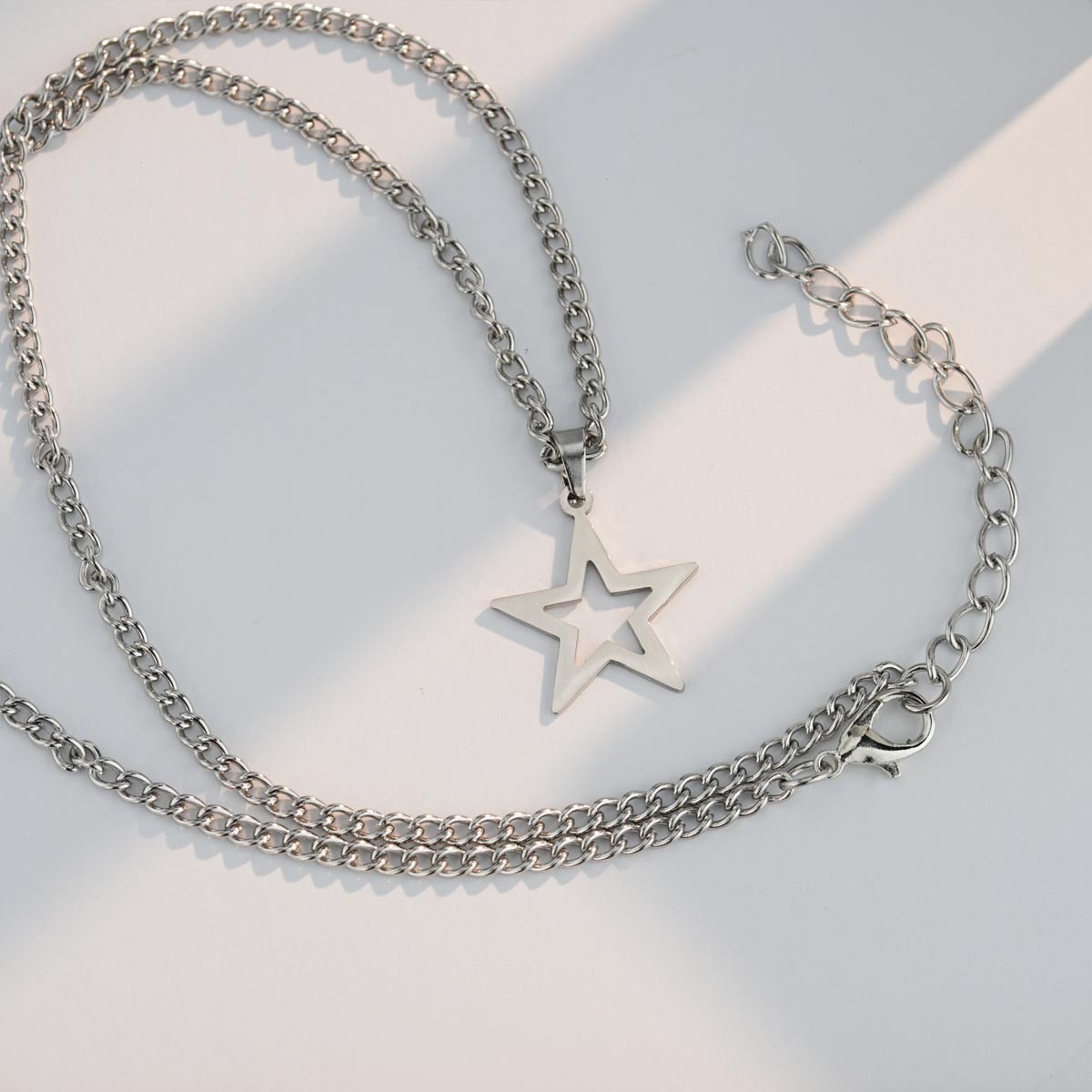 G23 Titanium Collarbone Necklace Hollow Out Star Clavicle Chain