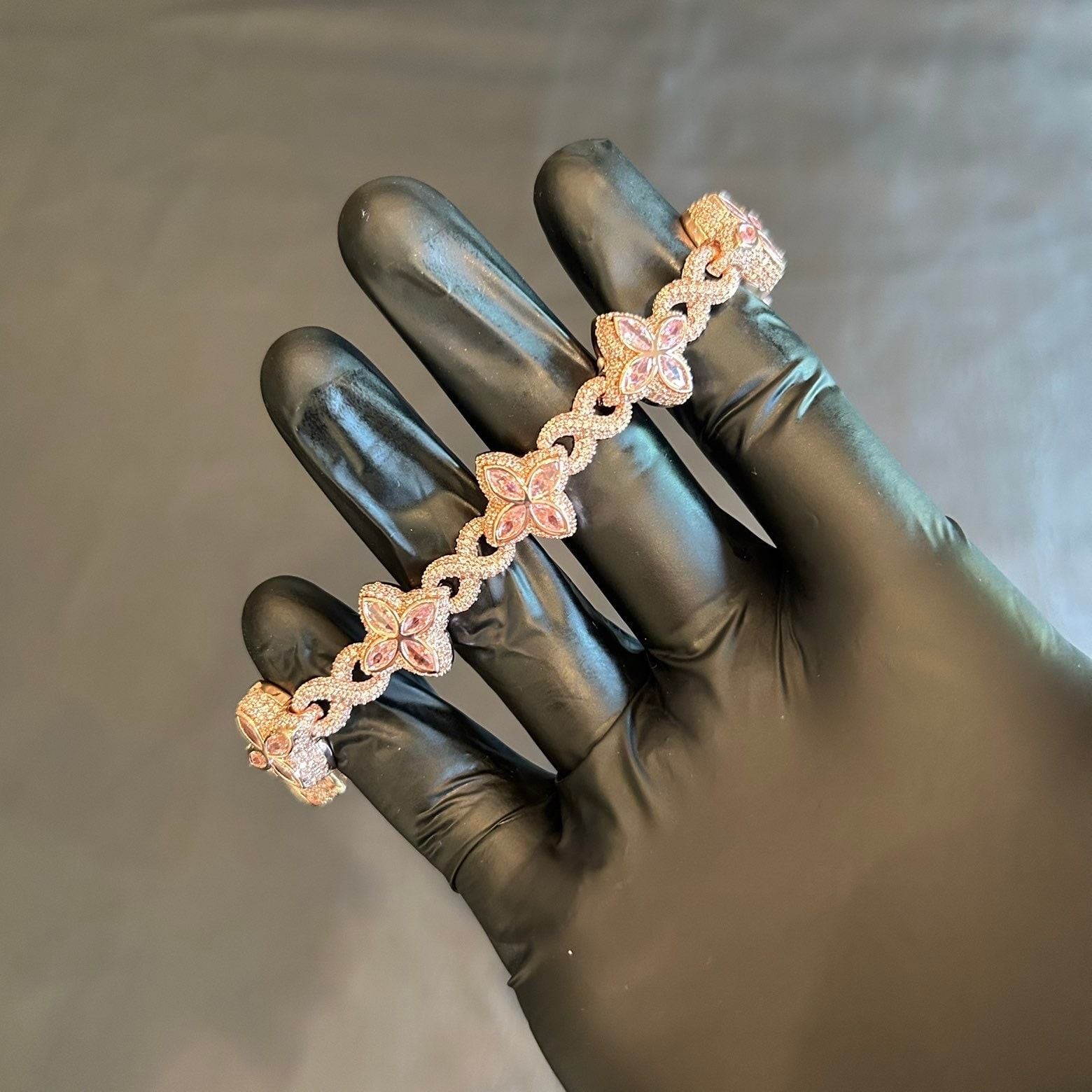 Brand New Rose Gold Clover Bracelet 7 Inch VVS1 Moissanite
