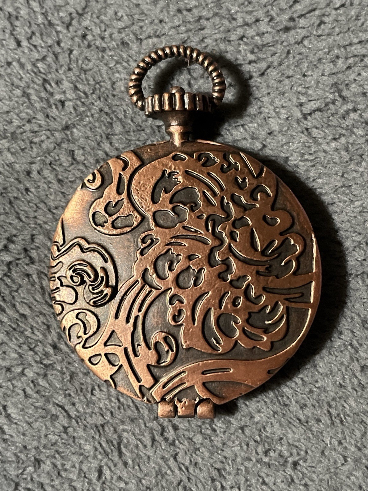 False Pocket Watch With Key Inside Magnetic Copper Pendant 2″ 41.15 g