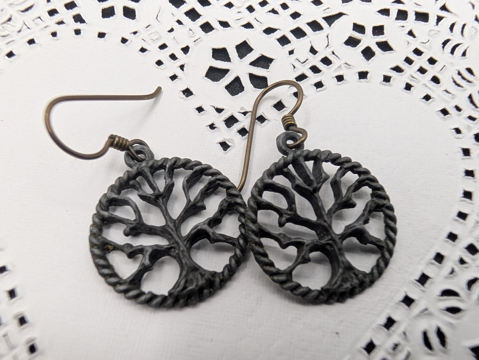 Earrings Tree of Life Dangle Round Dark Silver Gun metal Tone Boho Zen 0.4″