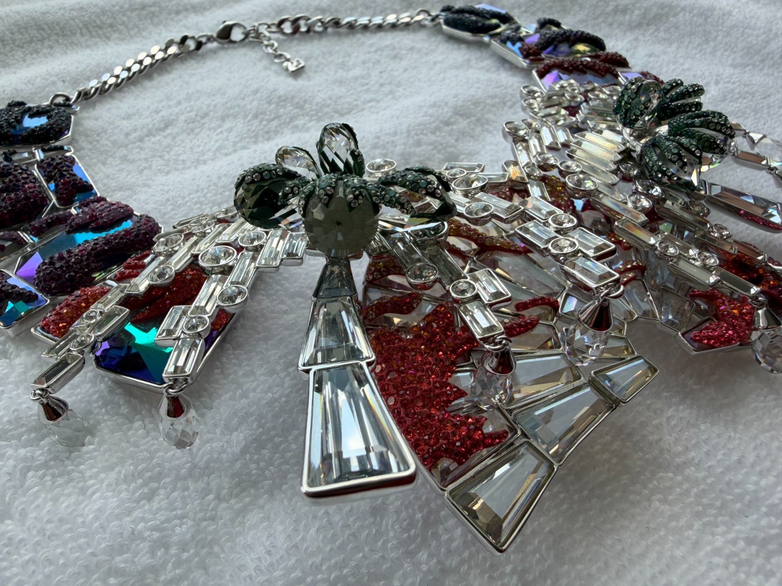 Atelier SWAROVSKI Masterpiece Collection Statement Necklace Spring/Summer 2017