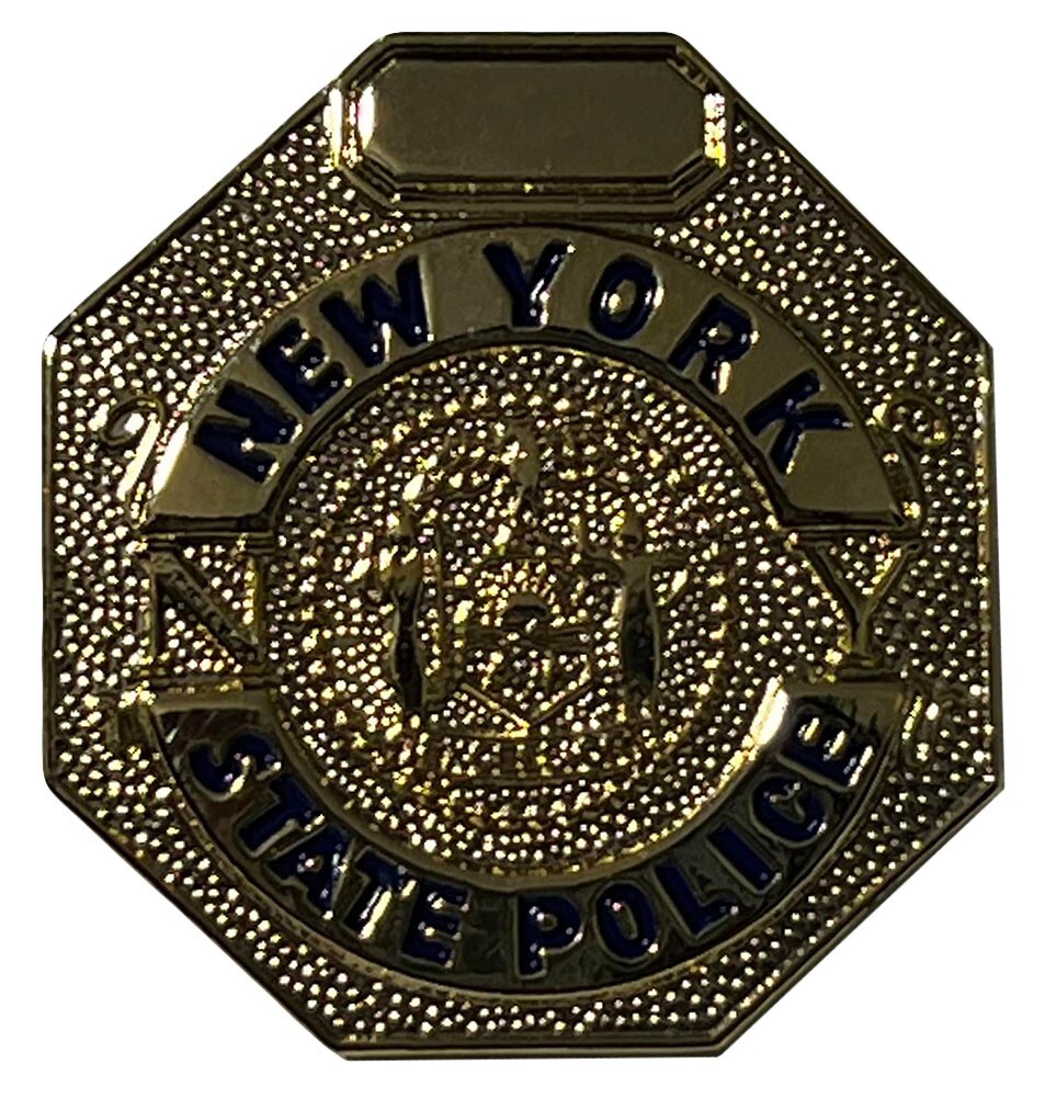 BRAND NEW Lapel Pin NEW YORK STATE POLICE PIN 718 Enamel 1″ GOLD TONE