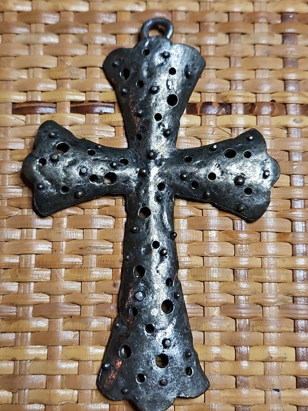Vintage Louis R. Giusti Large Cross Pendant (No Chain) E8