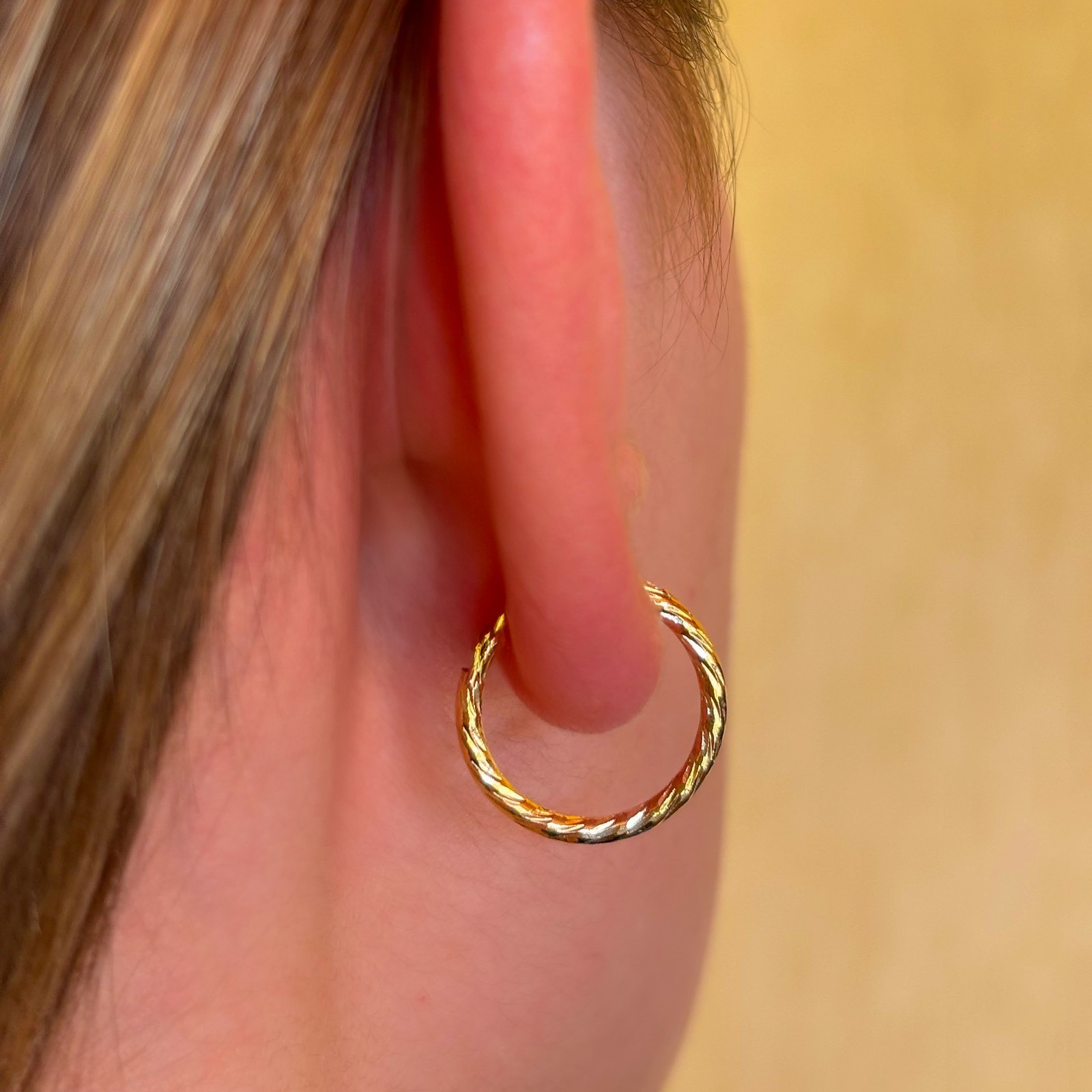 Small 18K Gold Plated Hoop Earrings for Women Girls Hypoallergenic Lightweight