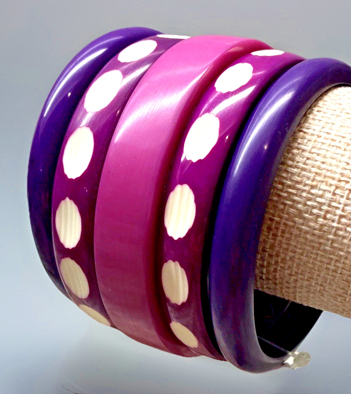Antika Collection Purple Bangle Bracelets Set of 5 Acrylic 9.5” India New Sealed