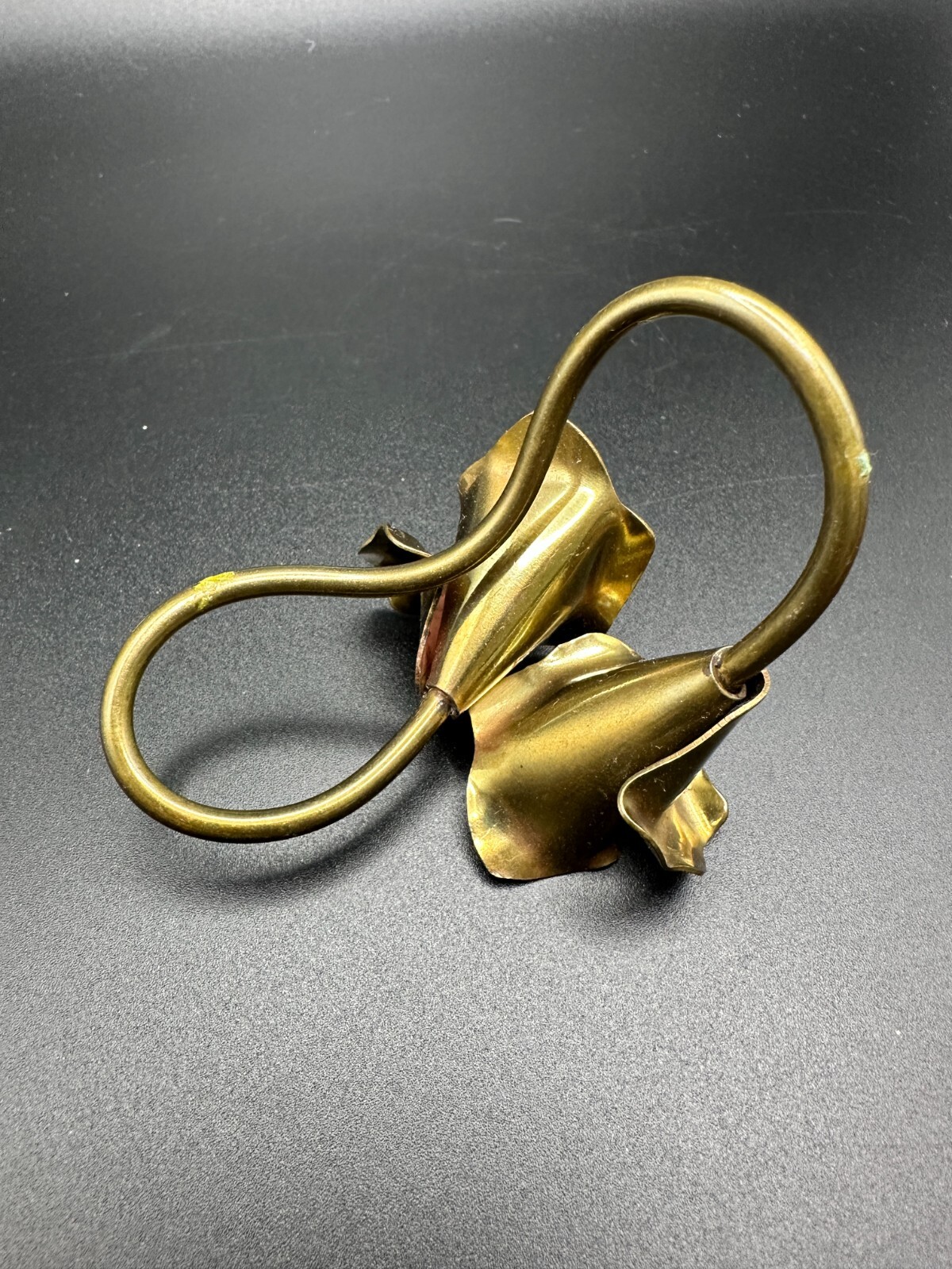 Vintage Brasstone Metal Double Roses Scarf clip?? not sure