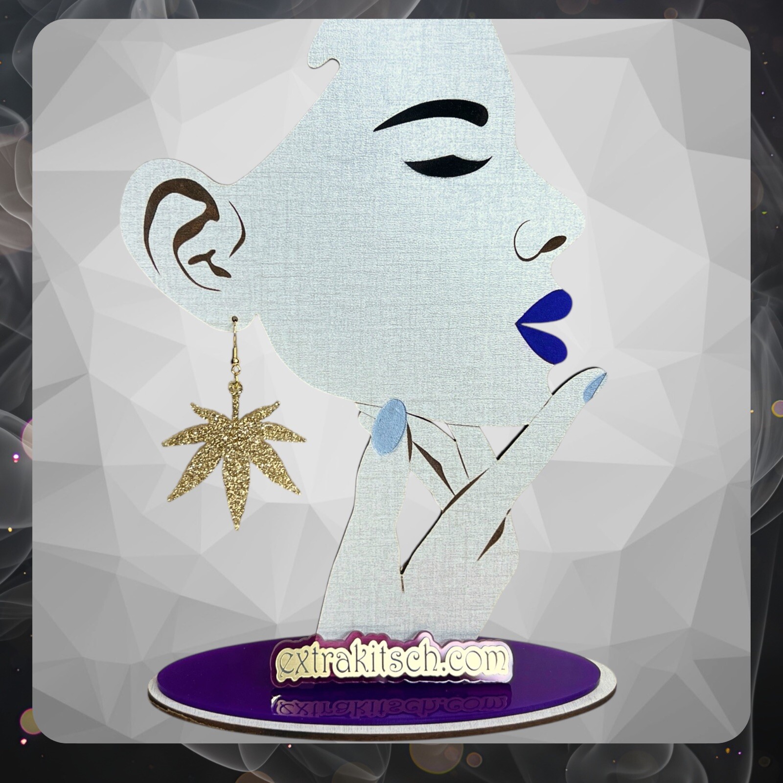 420 Leaf Earrings – Gold Glitter