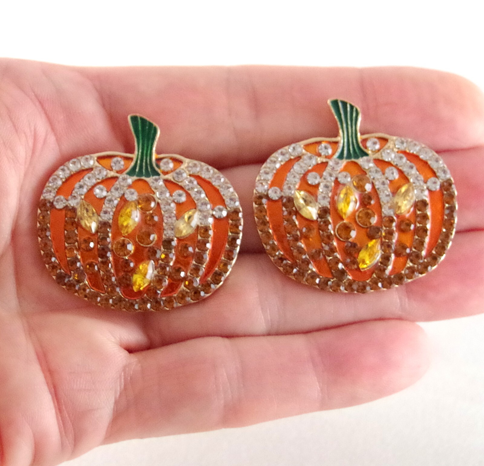 BIG BETSEY JOHNSON CRYSTAL RHINESTONE THANKSGIVING FALL AUTUMN PUMPKIN EARRINGS