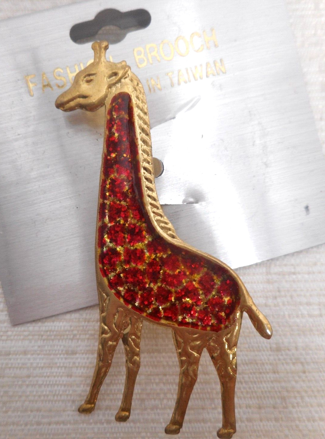 Giraffe Red Glitter Under Epoxy Soft Thin Stamp Metal Brooch Lapel Pinback 2 1/4