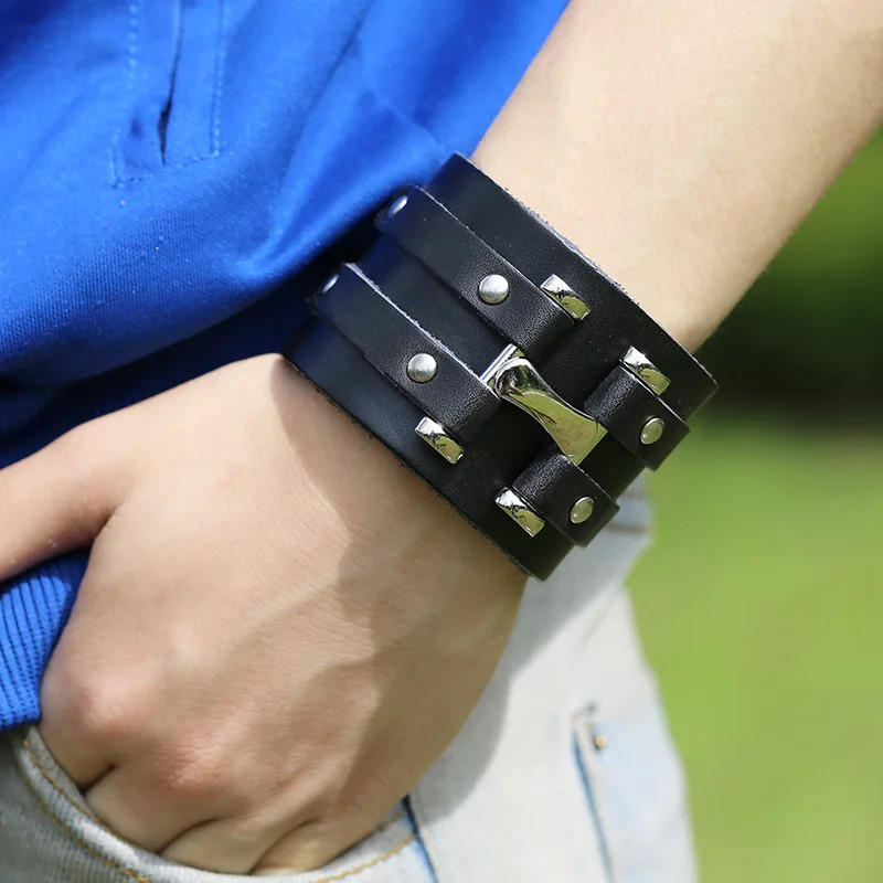 New Vintage Leather Bracelet Adjustable Gothic Punk Cuff for Men Jewelry
