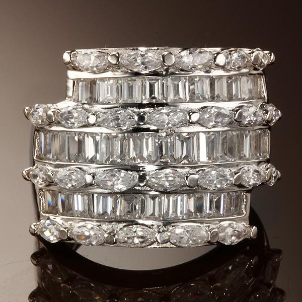 New Les Bijoux Sparking Wrap Ring – Size 7