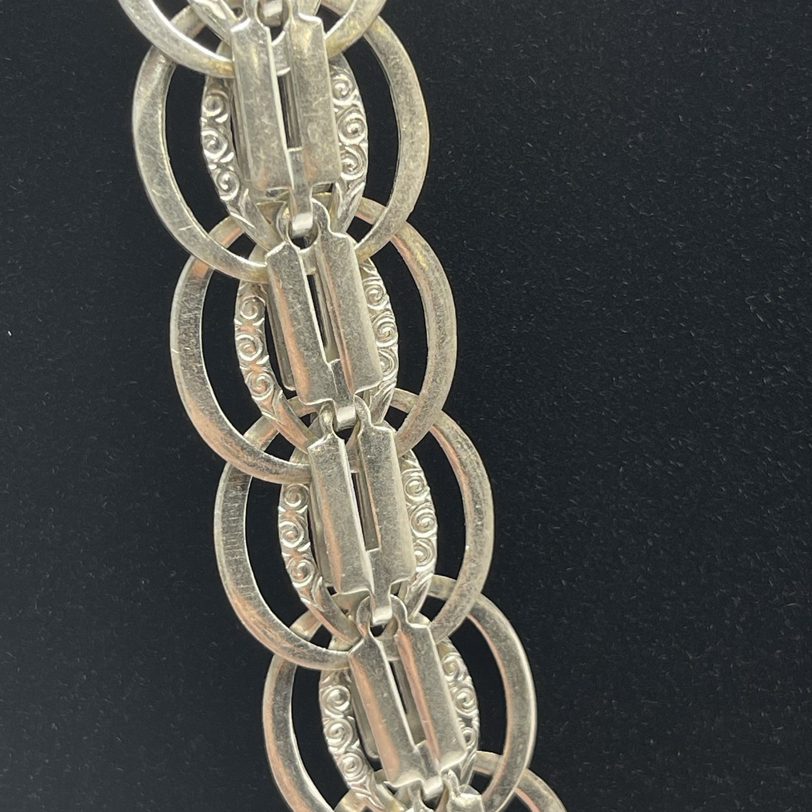 Vtg. Silver‑Tone Double Row Oval Link Necklace with Bar Links 16″ -Germany