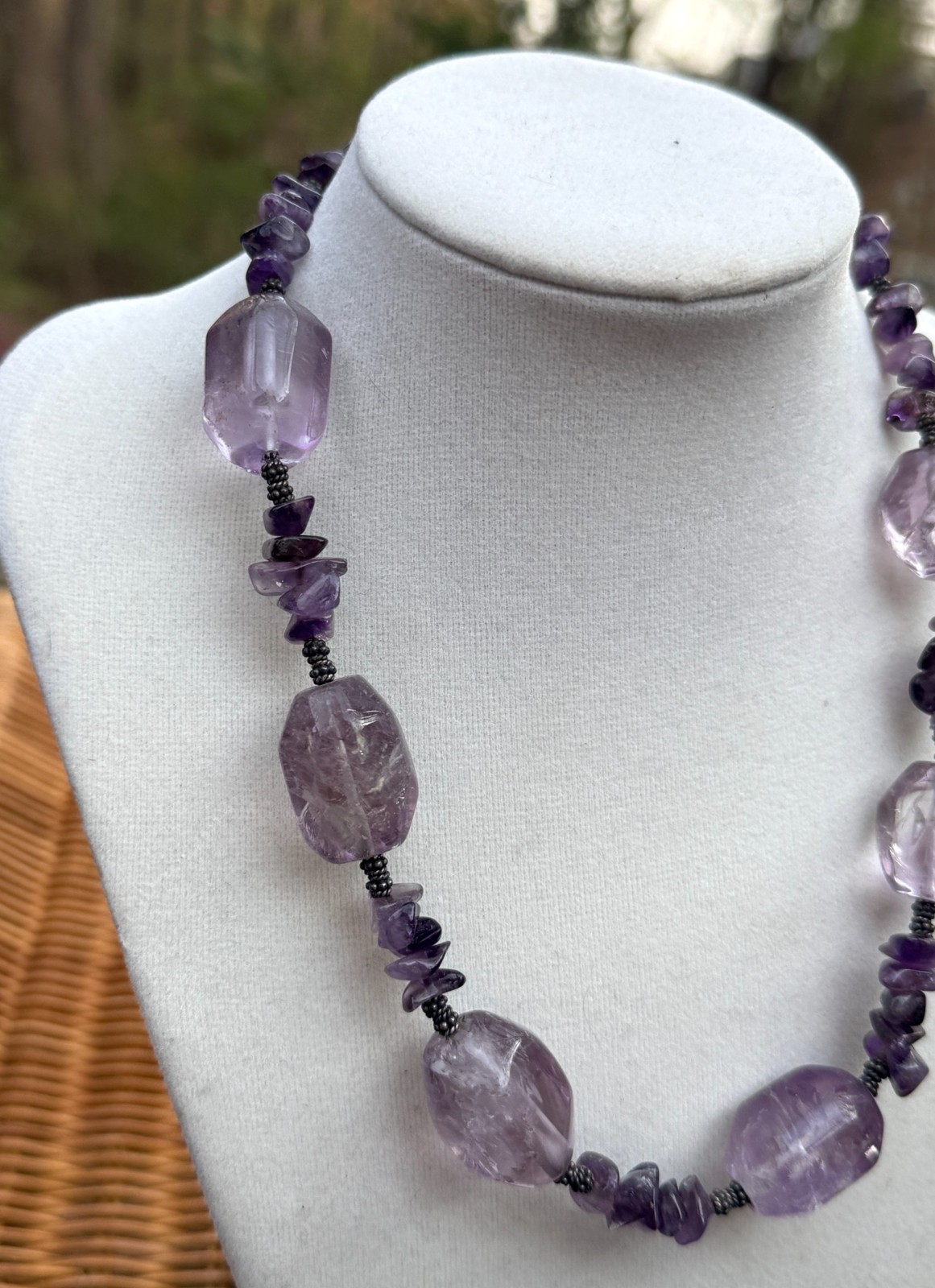 Vtg Genuine Amethyst Chip Crystal Stone Beaded Necklace 17 Inches Boho Purple