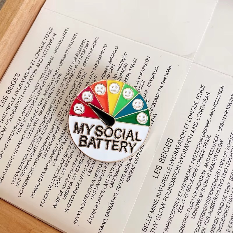Interactive Social Battery Mood Attitude Tracker Brooch Pin Enamel Badge Gift UK