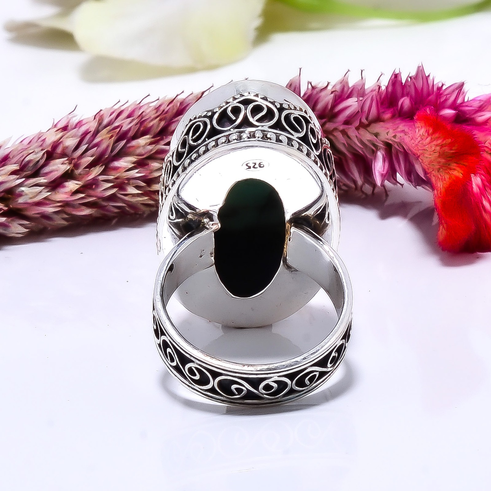 Emerald – Simulated Fine Art Oxidised 925 Sterling Silver Ring S.7 R115340