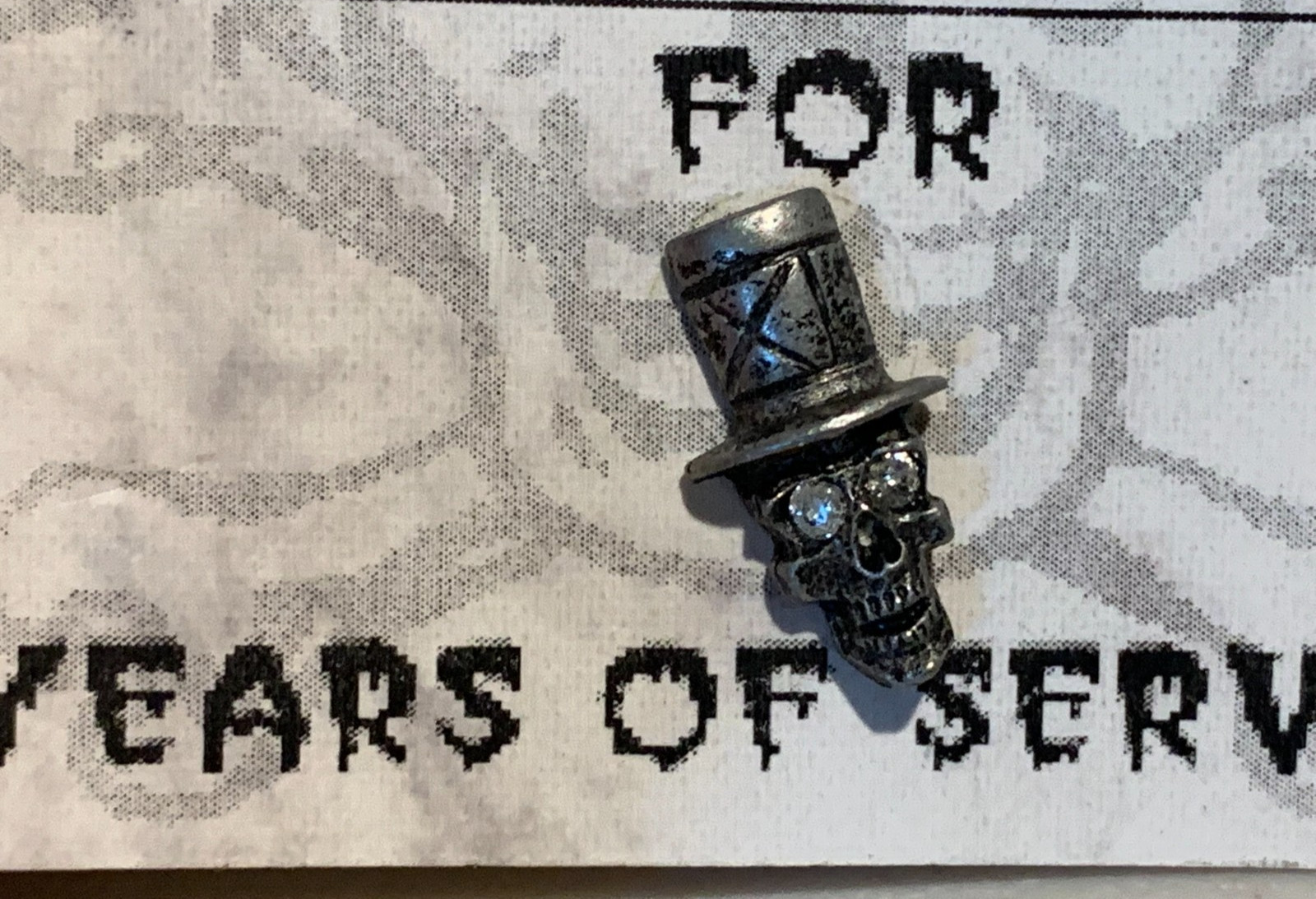 HOT TOPIC YEARS OF SERVICE PIN SKULL TOP HAT DIAMOND SAPHIRE RUBY EYES – CHOOSE