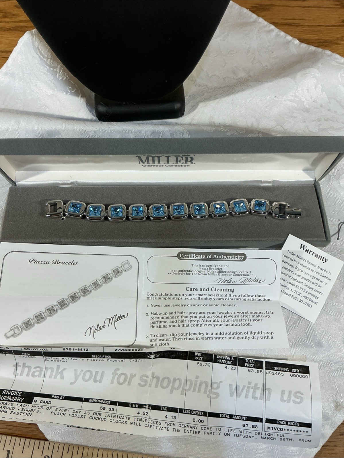 Nolan Miller Piazza Crystal bracelet glamour collection blue stone 7 3/4”