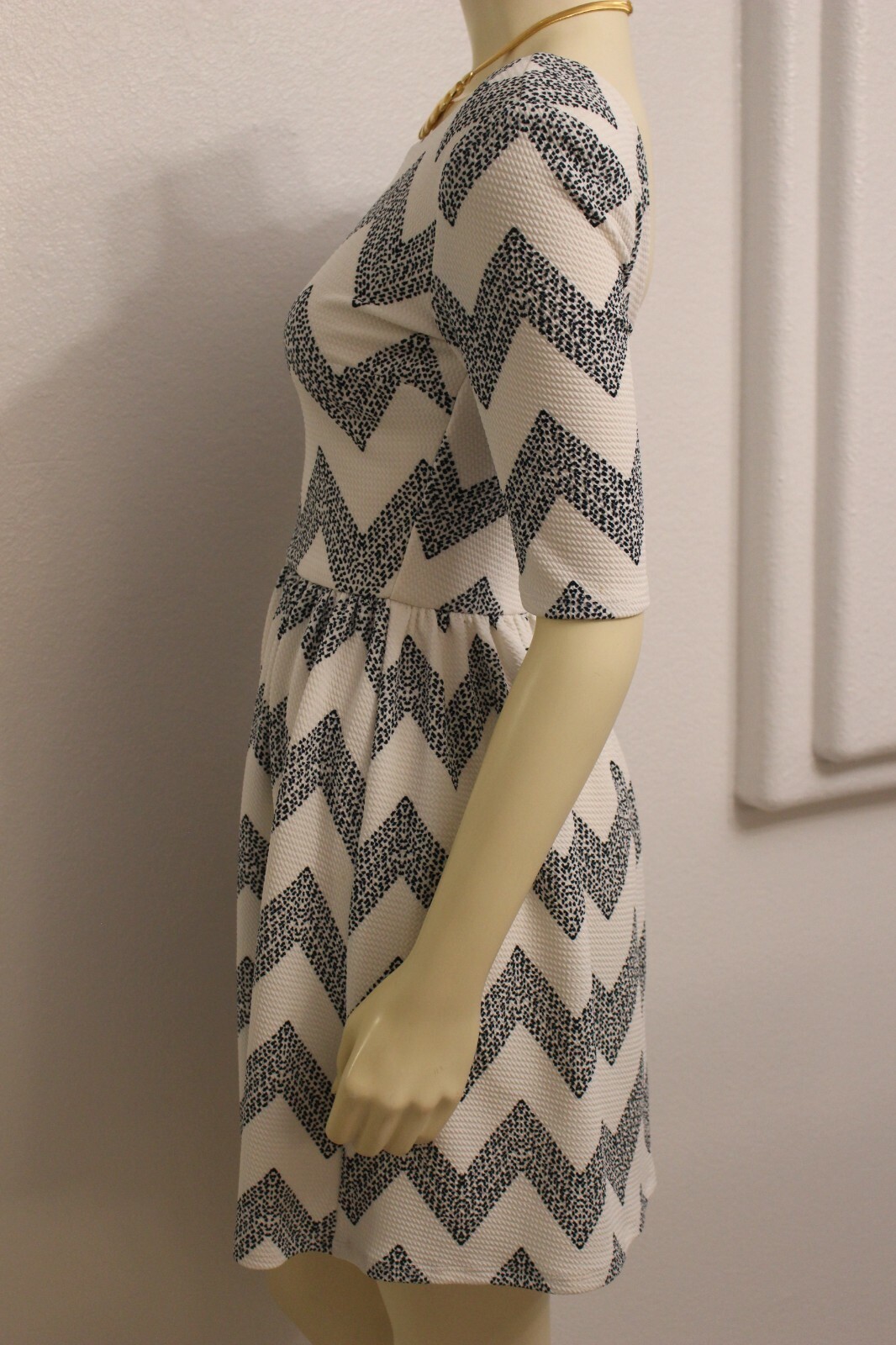 JODI KRISTOPHER Ladies dress size S white black short Low back polyester spandex