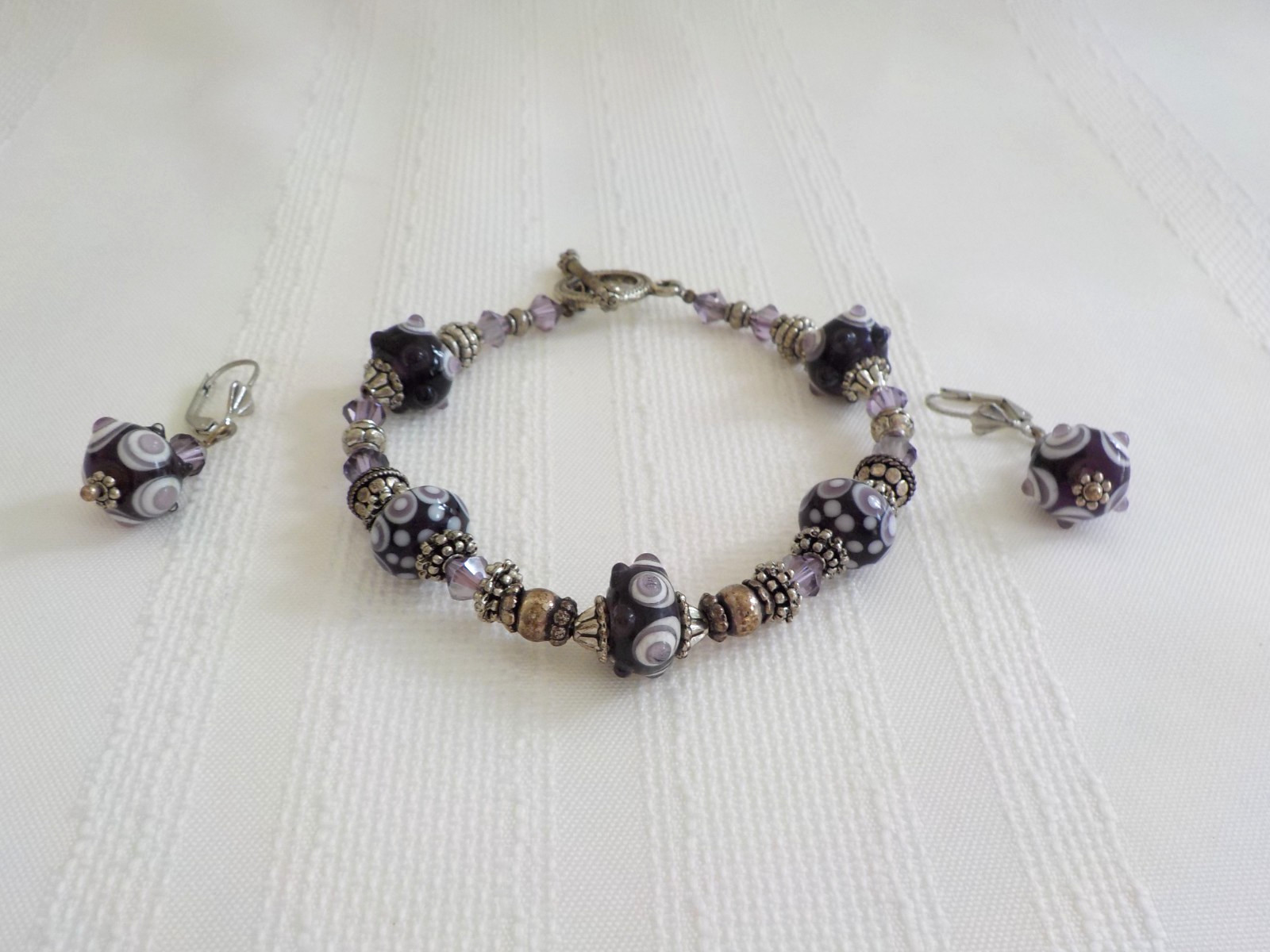 Lampwork Black Purple White Bead Bracelet Pierced Earrings Round Toggle Bumpy