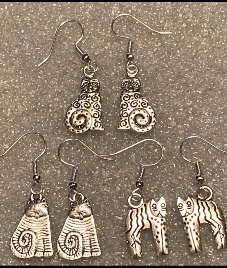 Laurel Burch Silver Tone Set Of 3 Striped Swirl Shambala Cat Kitten Earrings