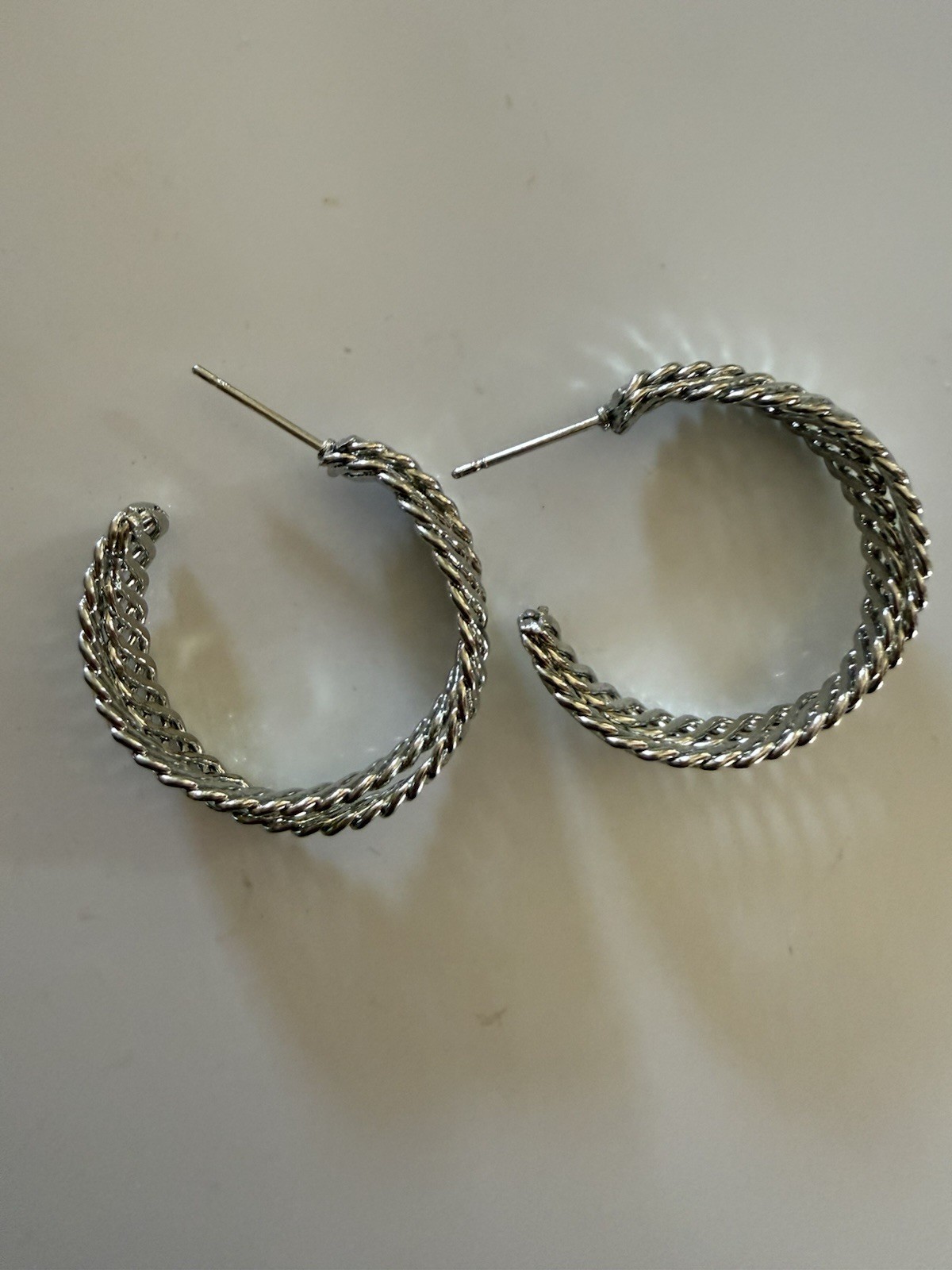 Silver Tone Twisted Rope Mesh Round Hoop Earrings Hook Back, No Stone