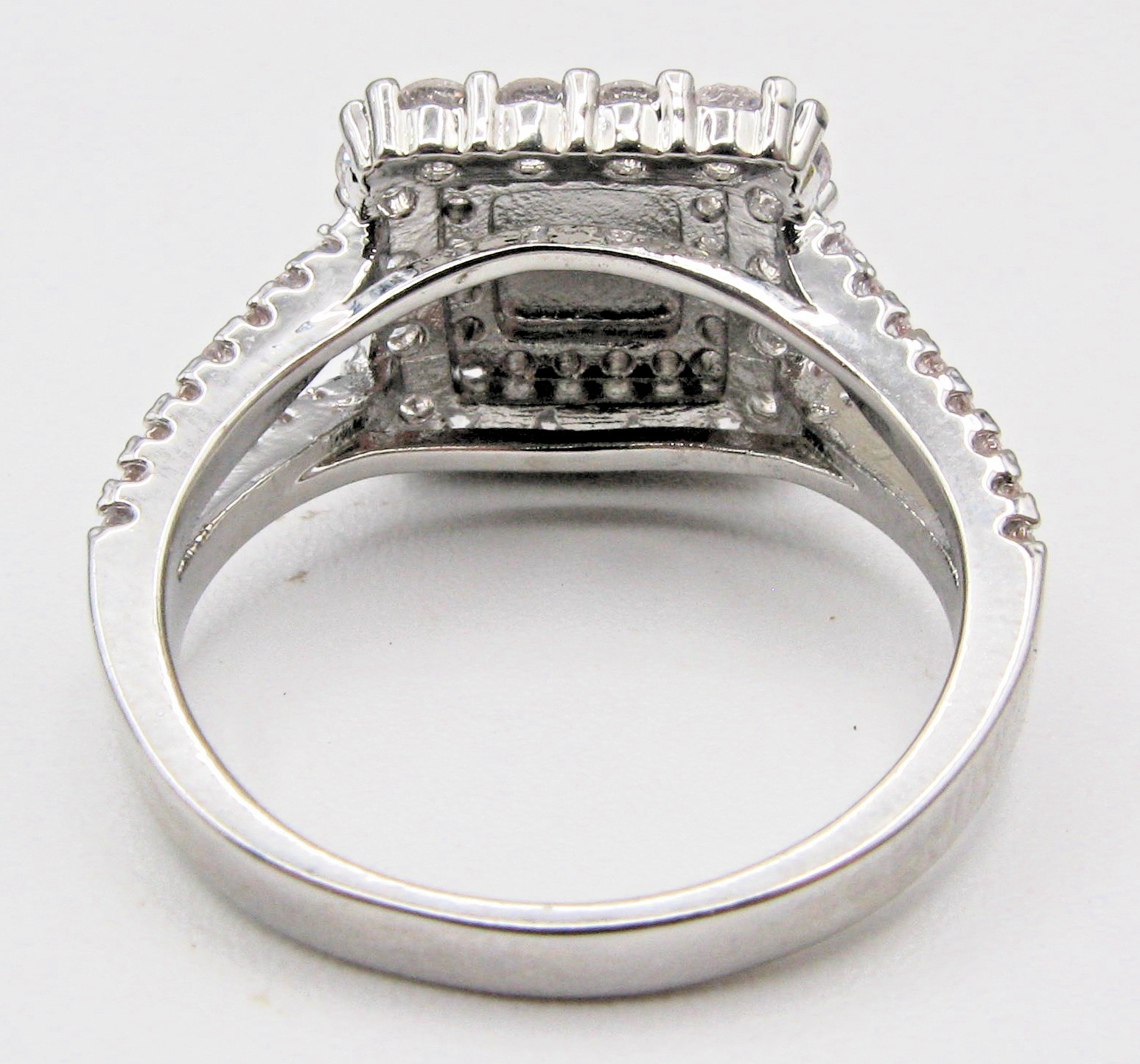 Elegant Cushion Halo Cluster Split Shank Ring Silver Tone Brilliant Women Size 6