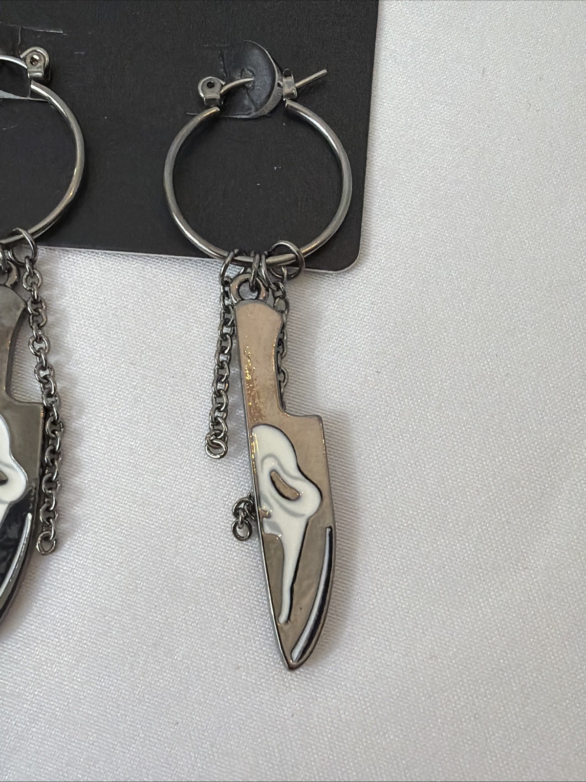 Ghostface Earrings Scream Horror Icons Halloween – Knife Ghost Face Dangle – NEW