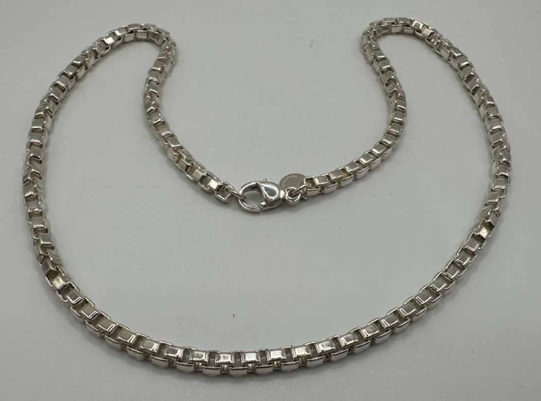 Authentic Tiffany & Co Venetian Box Link Chain 18″ 925 Sterling Silver Preowned