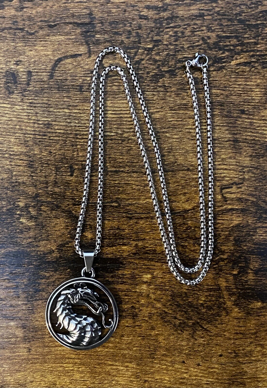 1pc Mortal Kombat Dragon Head Charm Pendant With 23” Necklace Movie Video Game