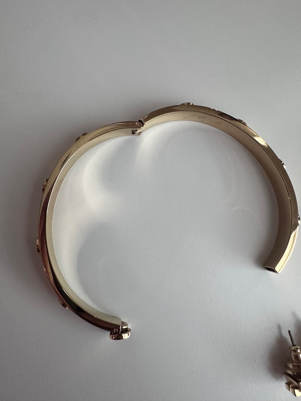 Tory Burch Miller Stud Hinge Bangle Bracelet Gold Tory Burch Earring Set