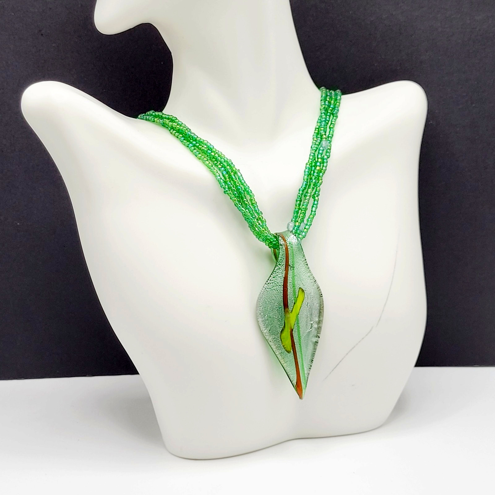 Green Art Glass Pendant Iridescent Seed Bead Multi Strand Necklace Vtg Y2K Era