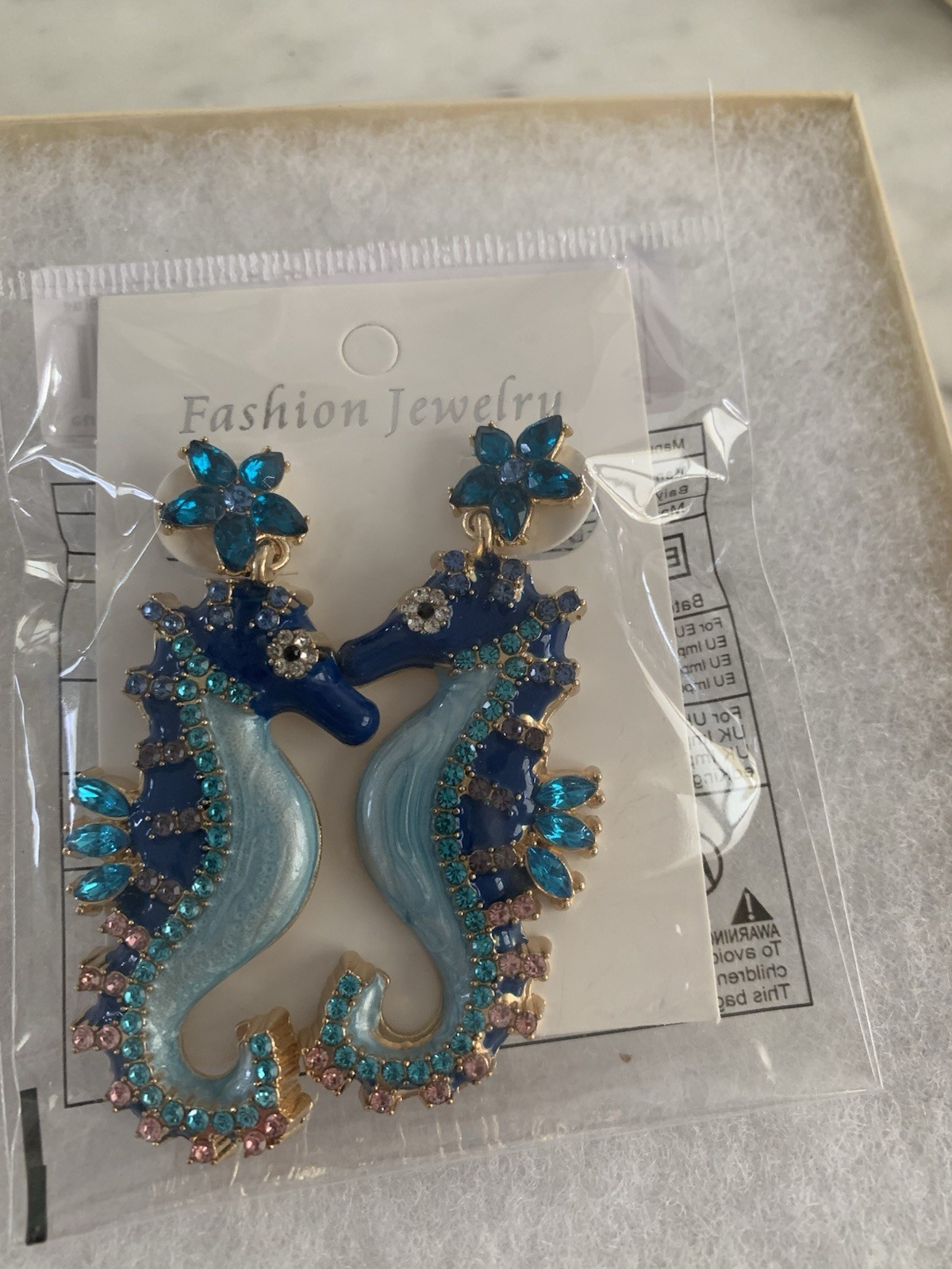 Elegant Seahorse Dangle Earrings Vintage Inspired Zinc alloy With Rhinestones