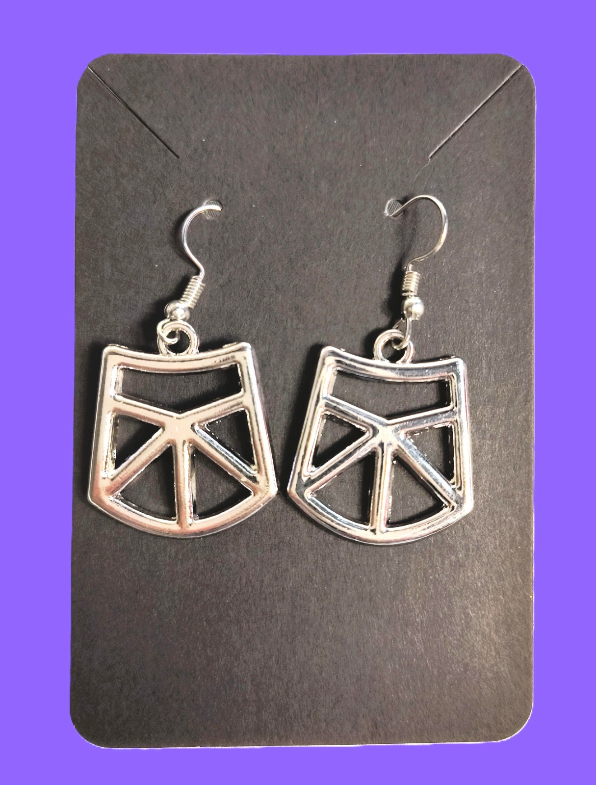 Women’s Dangle/Drop Earrings Silvertone Geometric Shape Hook Closure
