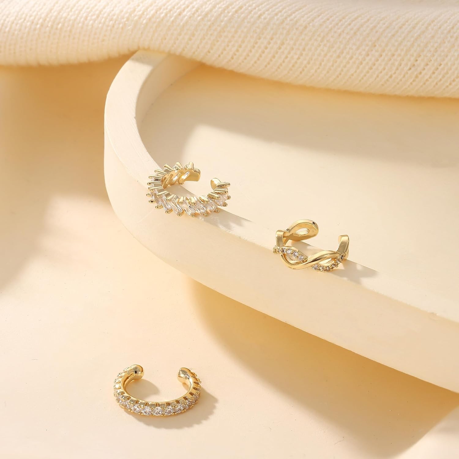 Dochais Ear Cuffs Non-Piercing Earrings for Women Cute Small Clip-On…