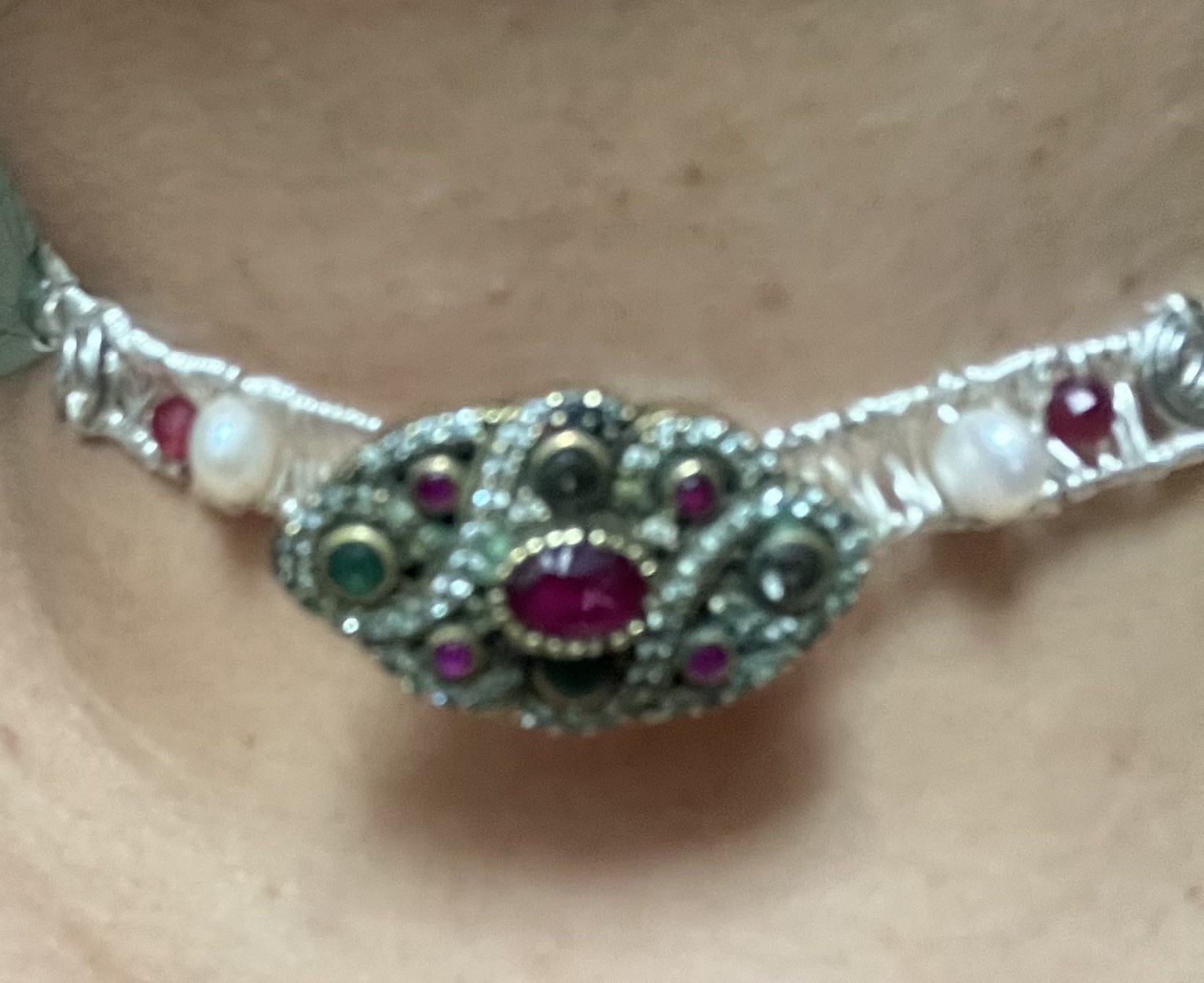 chockers necklace for women