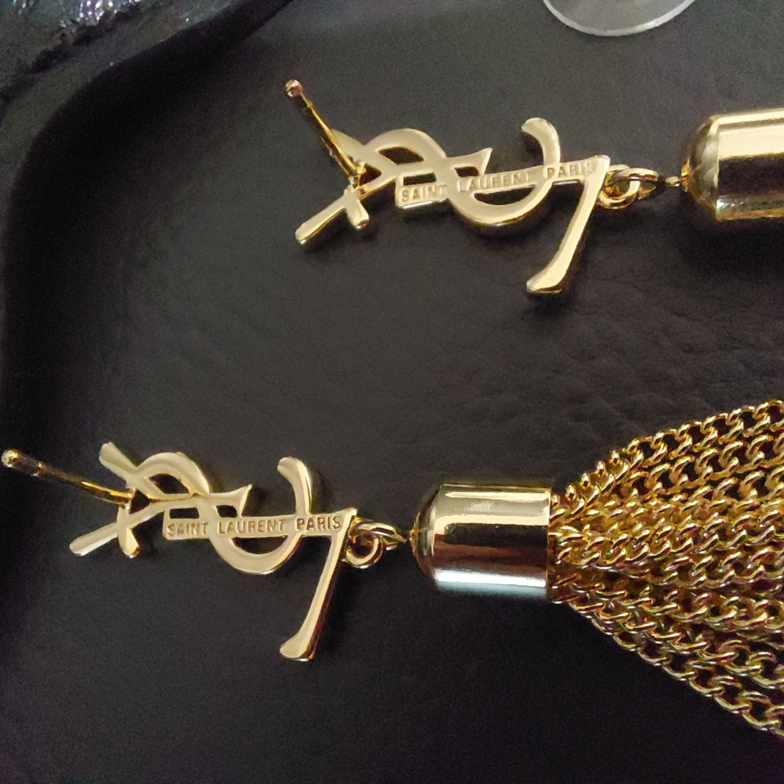 Auth. YVES SAINT LAURENT YSL Stud LOGO Chain Tassle Dangle EARRINGS Gold Tone